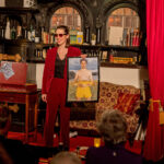 Allison Wonder „Magie der Entzauberung“ im Altstadttheater Köpenick
