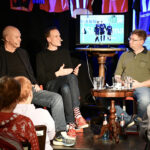 Die Talkrunde im 3. Rot-Weißen Salon im Altstadttheater Köpenick