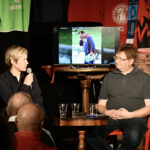 Jennifer Zietz, Geschäftsführerin Profifußball Frauen 1. FC Union Berlin, im Gespräch mit Matze Koch (Foto: Gritt Ockert)